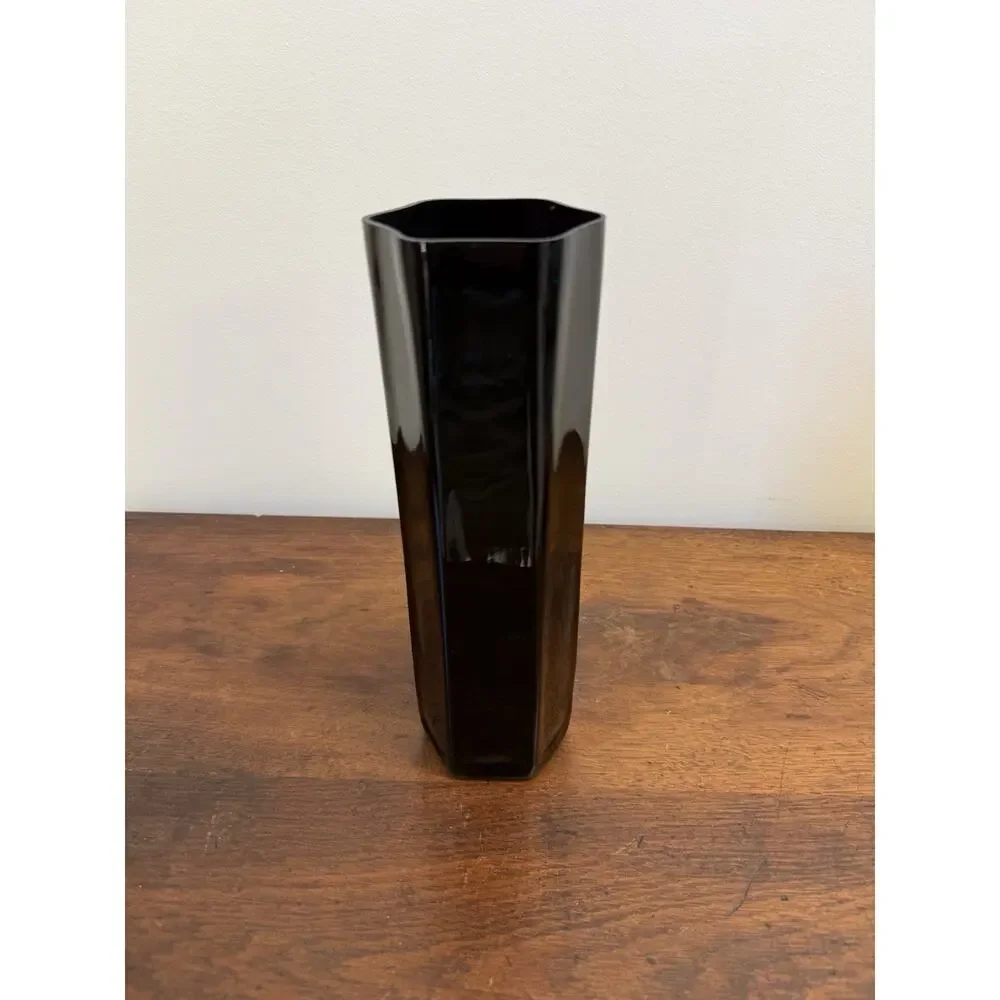 Vintage Black Amethyst Art Glass Vase 10